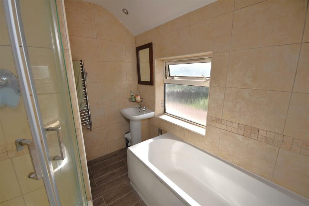 Additional image 15 of Talbot Avenue, Little Neston