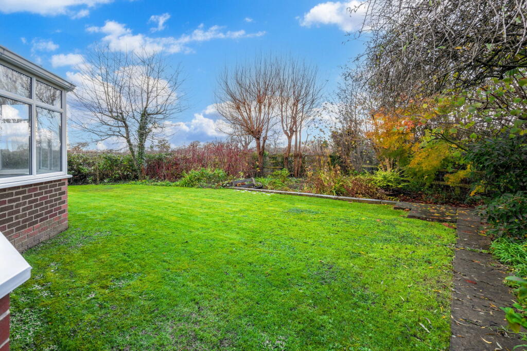 Additional image 37 of Willow Lea, Mollington, Chester, Cheshire