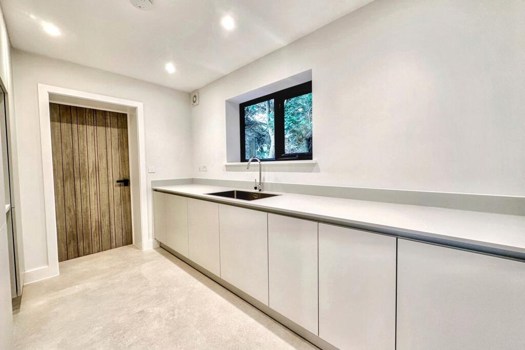 Additional image 13 of Lilliput