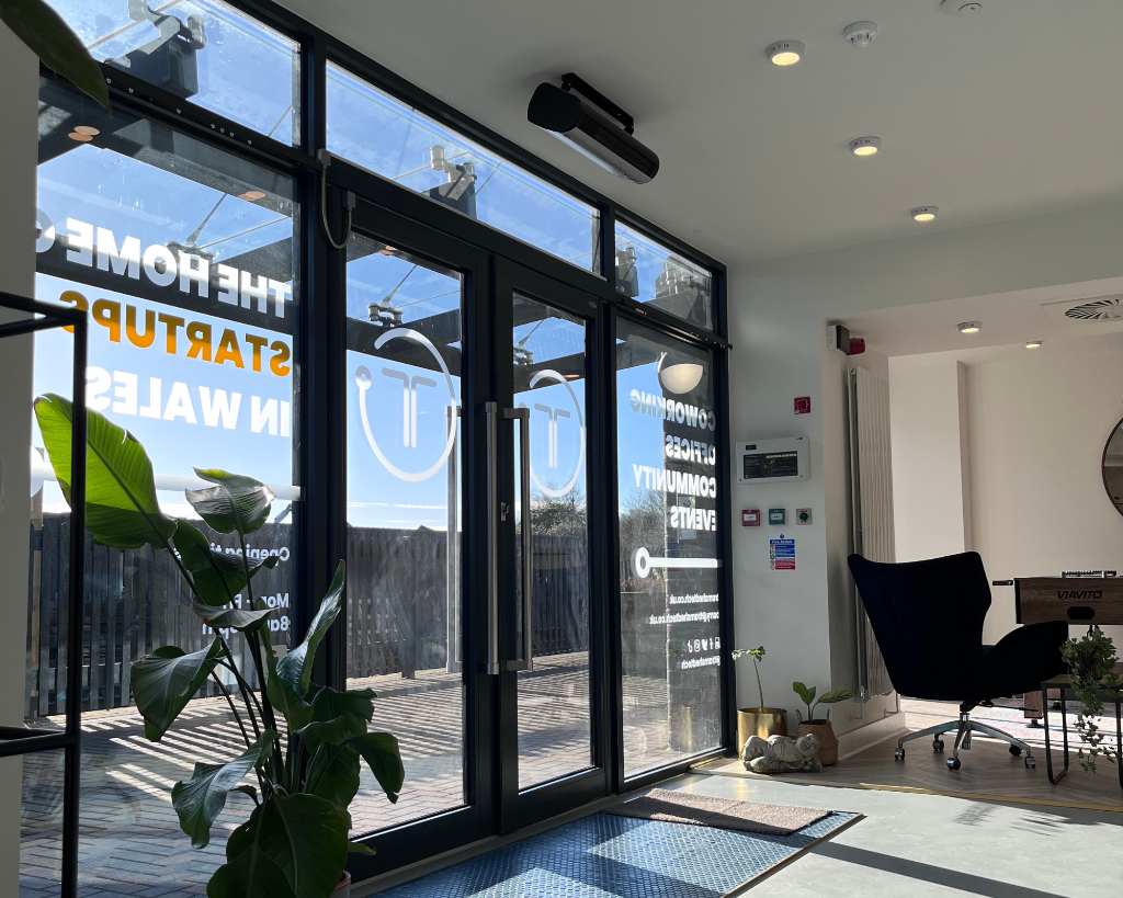 Additional image 5 of Hood Road, Barry, Vale Of Glamorgan, The, CF62