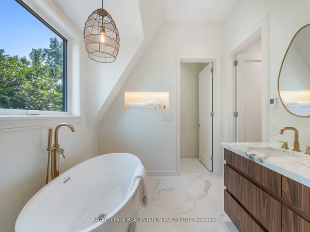 Additional image 31 of 388 St Clarens Ave