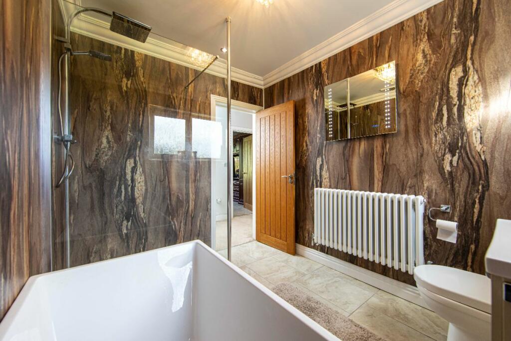 Additional image 27 of Ty'R-y-Wen Farm, Bedlinog, Treharris