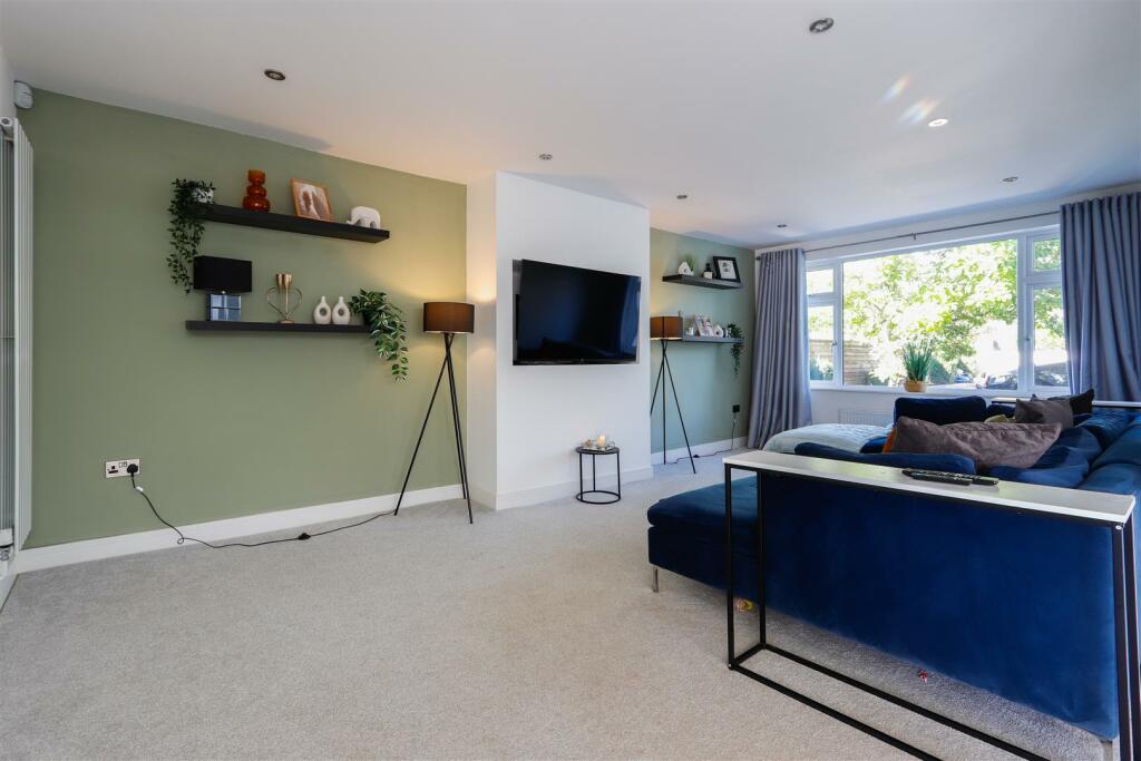 Additional image 25 of Port Road West, Barry