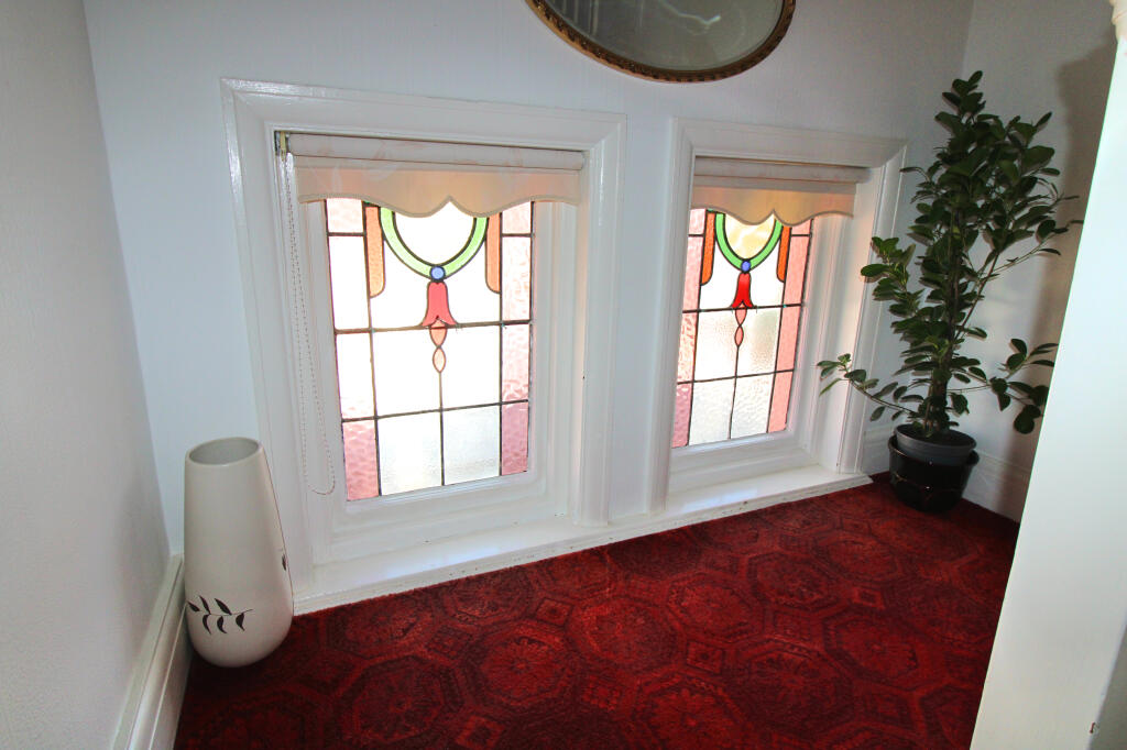 Additional image 8 of LOUGHER GARDENS, PORTHCAWL, CF36 3BJ