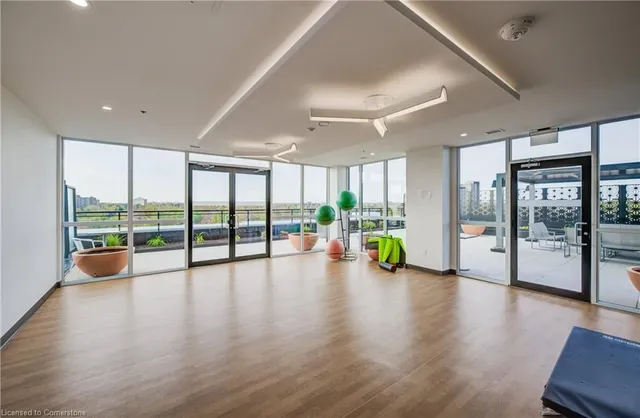 Additional image 42 of 60 Charles St Unit 2908