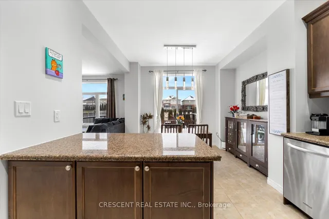 Additional image 9 of 28 Irwin Ave