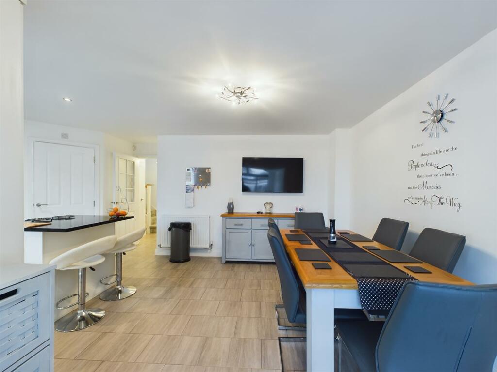 Additional image 7 of Minehead Close, Ogmore-By-Sea, Bridgend