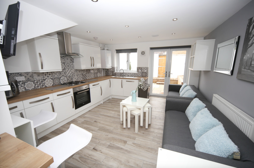 Primary image of Parkfield Place, Cardiff(City), CF14