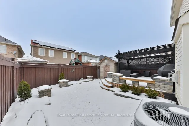 Additional image 34 of 395 Dymott Ave