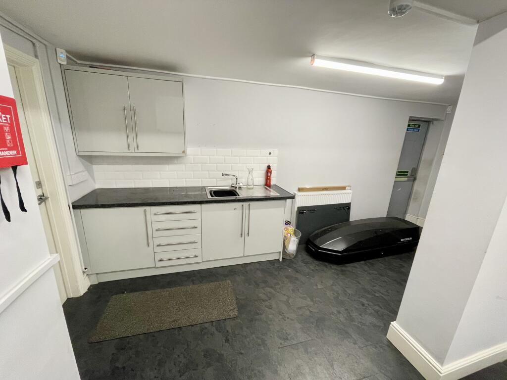 Additional image 12 of Oxford Street, ,