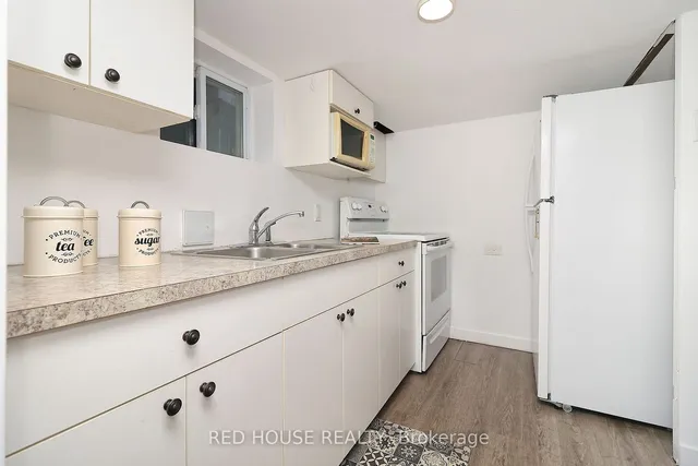 Additional image 28 of 95 Tenth St