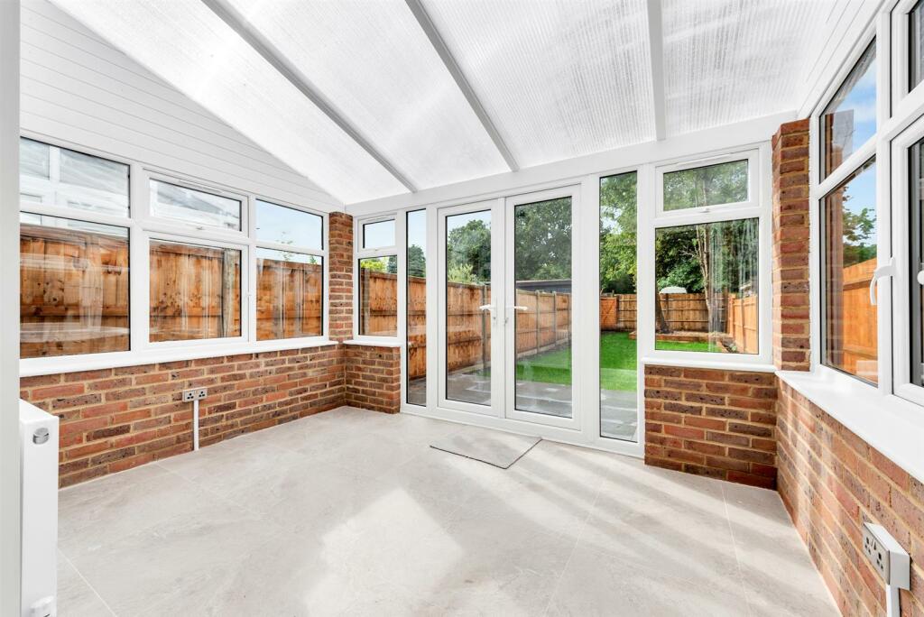 Additional image 5 of Oxhawth Crescent, Bromley