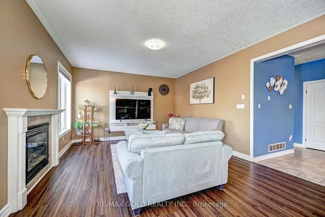 Additional image 36 of 238 David Elsey St