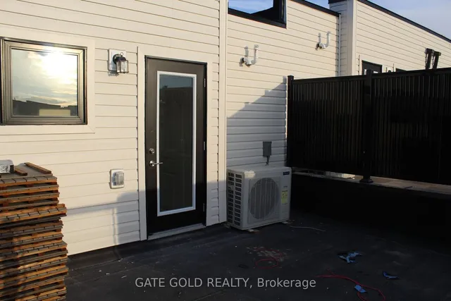 Additional image 18 of 11 # 35 PRIYA Lane