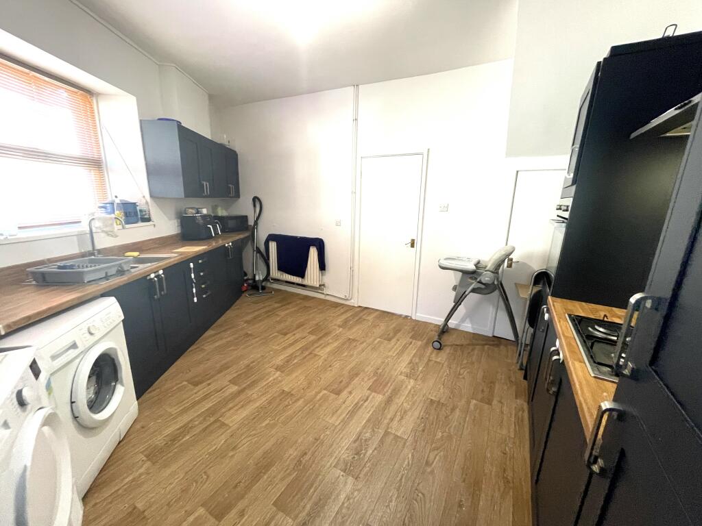 Additional image 8 of High Street, Mountain Ash, CF45 3LN