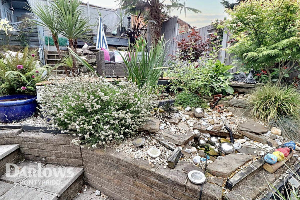 Additional image 33 of Ynys Hir, Pontypridd