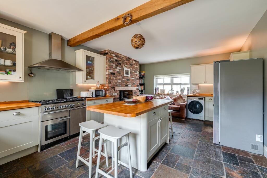 Additional image 7 of 14 Old Mill Court, Upton, CH2