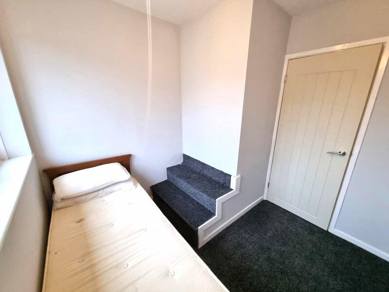 Additional image 17 of Ffaldcaiach, Treharris