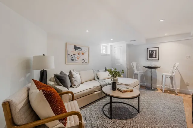 Additional image 14 of 6 Evandale Rd