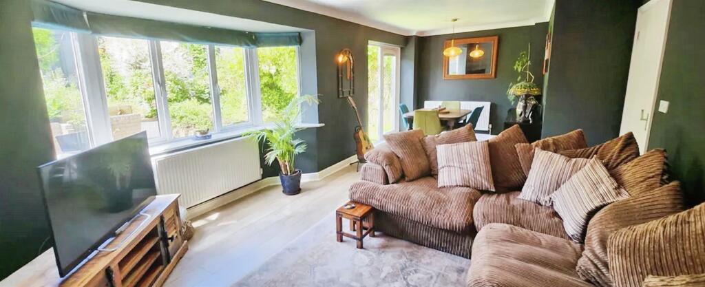 Additional image 3 of Rhodfa Ceirios, Pen-Y-Fai, Bridgend