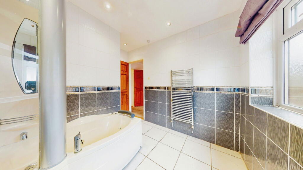 Additional image 20 of Birch grove, Landare