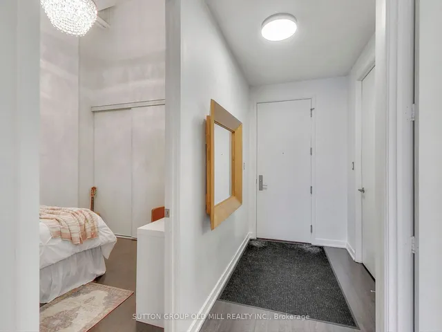 Additional image 19 of 380 Macpherson Ave Unit 242