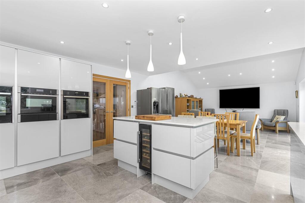 Additional image 9 of Bath Road, Saltford