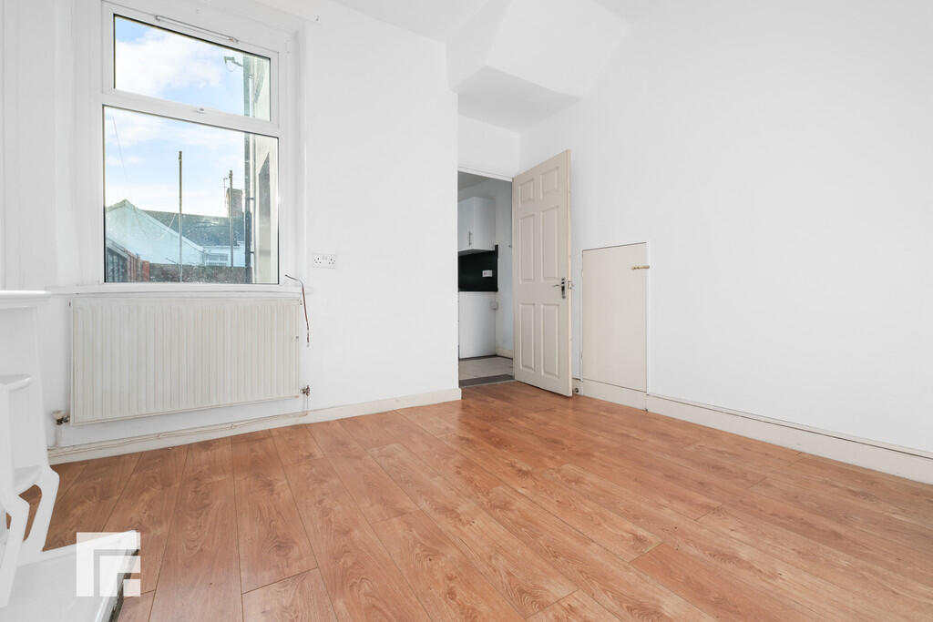 Additional image 4 of Davies Street, Barry