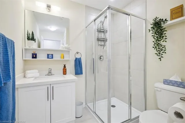 Additional image 23 of 2750 King St Unit 404