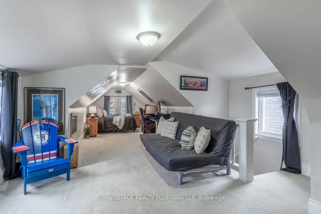 Additional image 24 of 29 1/2 Rosemont Ave