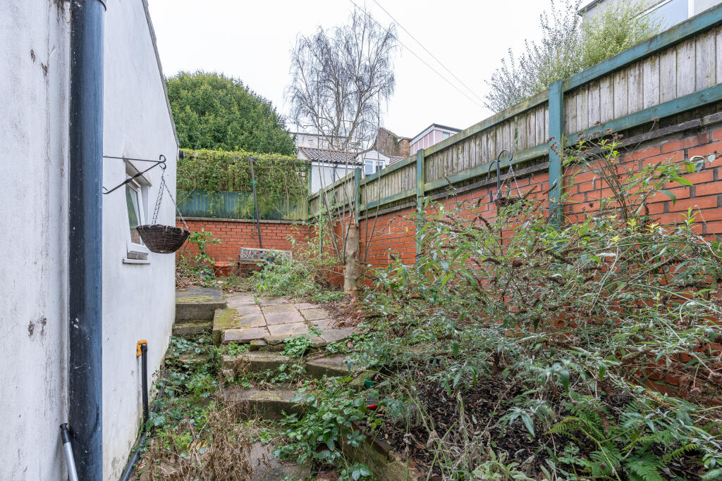 Additional image 6 of Hall Floor Flat, Cotham Brow, Bristol, BS6 6AE
