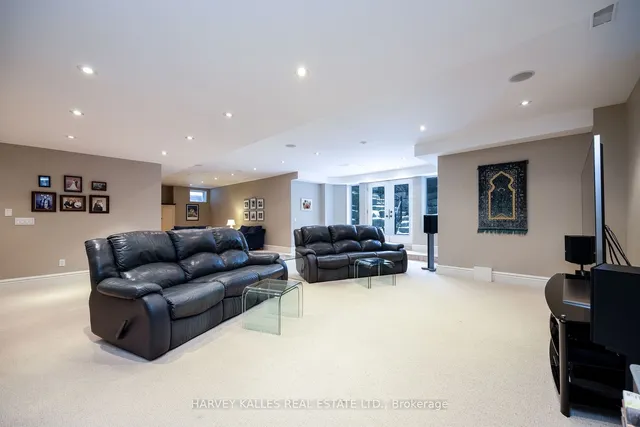 Additional image 24 of 53 York Rd