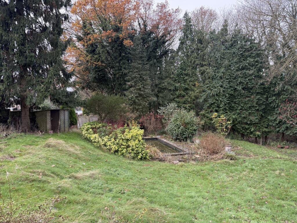 Additional image 7 of 59 Mount Drive, Park Street, St. Albans, Hertfordshire, AL2