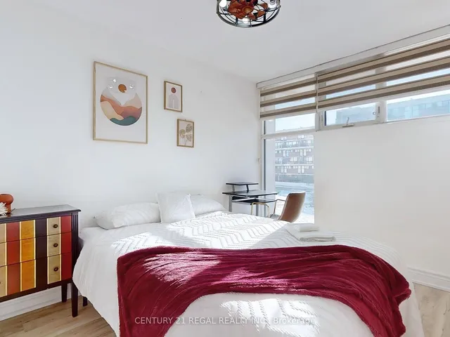 Additional image 26 of 364 The East Mall Unit 105