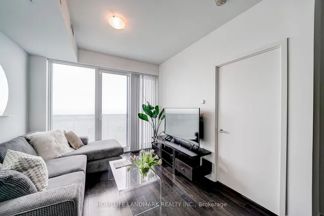 Additional image 14 of 88 Harbour St Unit 6509