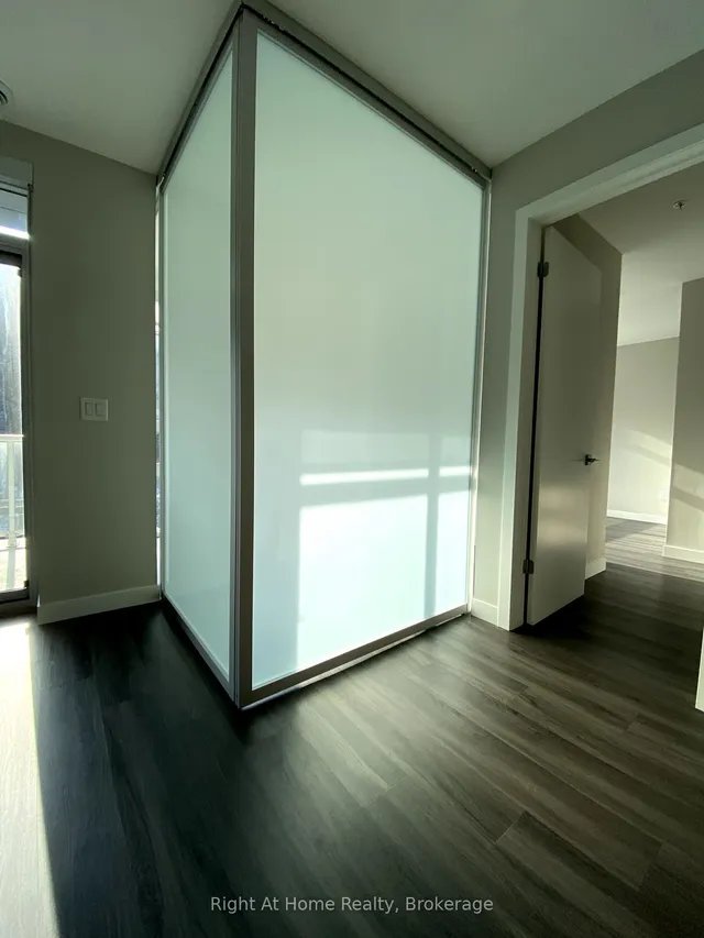 Additional image 25 of 455 CHARLTON Ave Unit 606