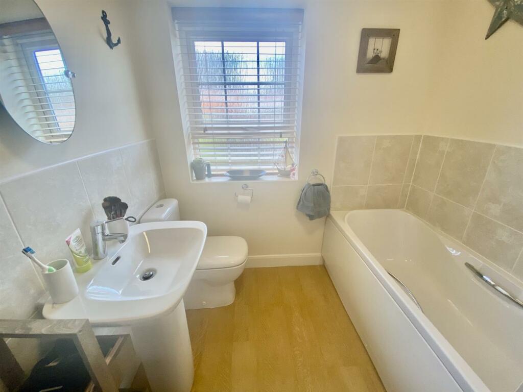 Additional image 14 of Cae Babilon, Higher Kinnerton, Chester