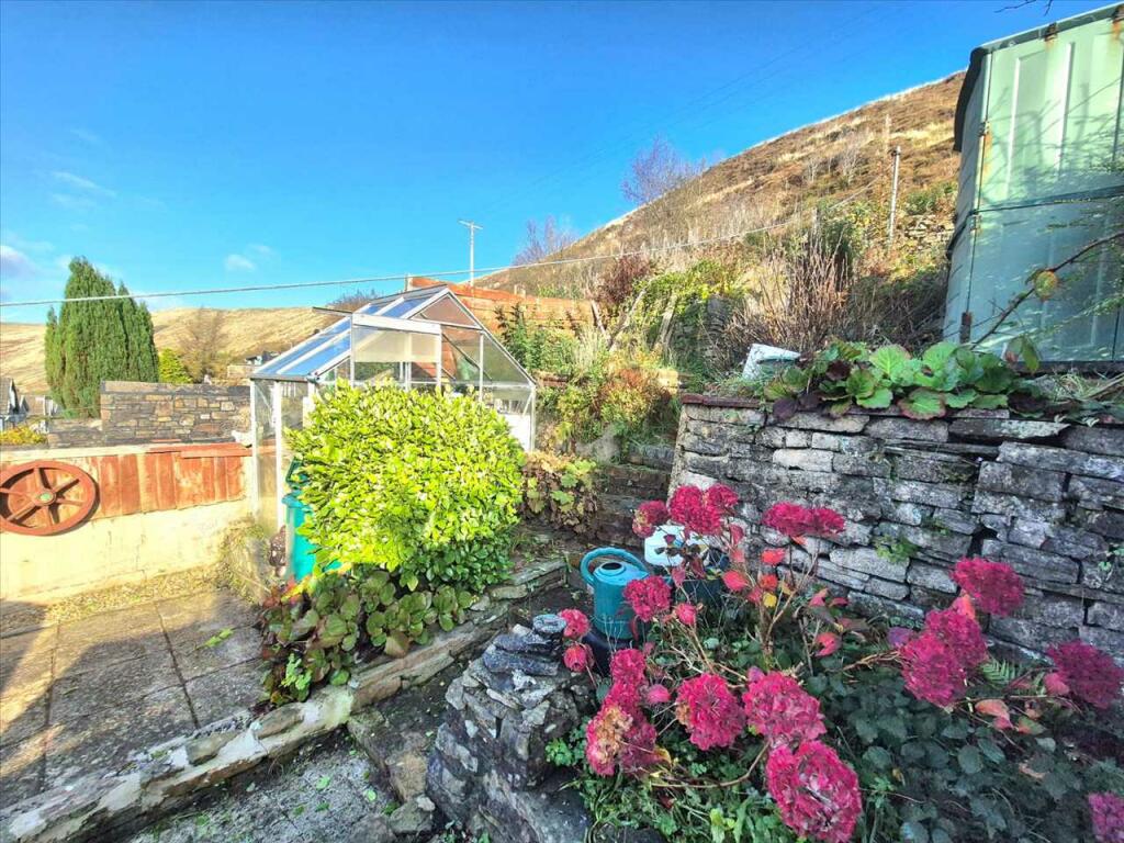 Additional image 16 of Fairview, Porth
