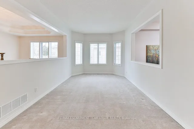 Additional image 7 of 4323 Clubview Dr