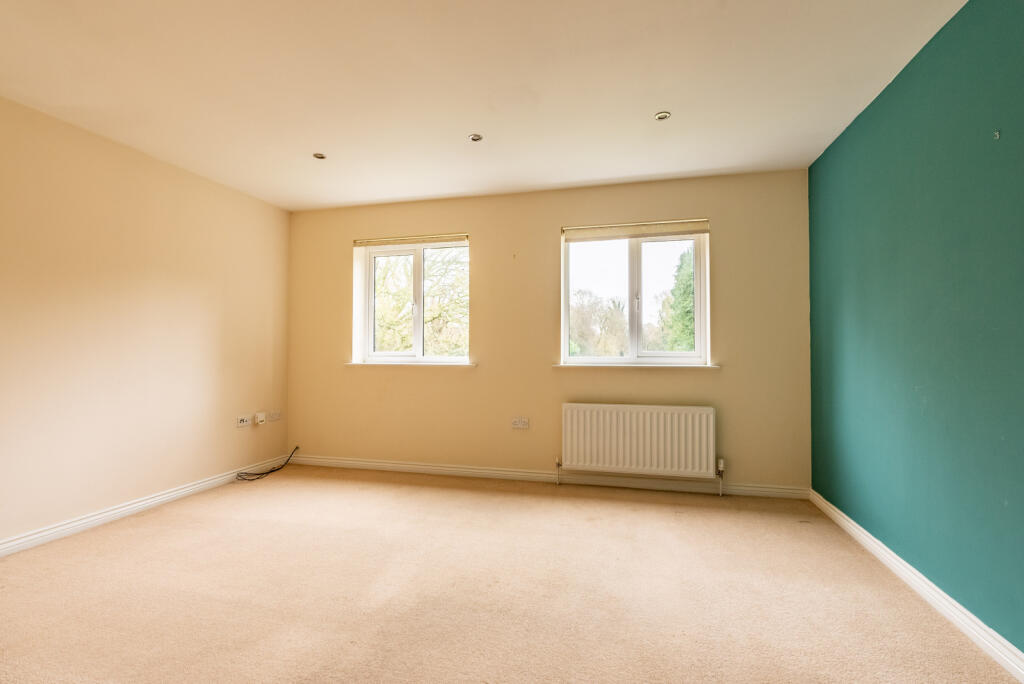 Additional image 5 of Avian Avenue, Curo Park, Frogmore, St. Albans, AL2