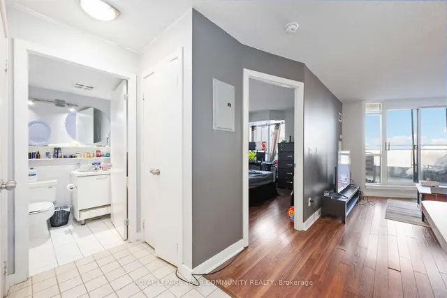 Additional image 13 of 255 Richmond St Unit 1010