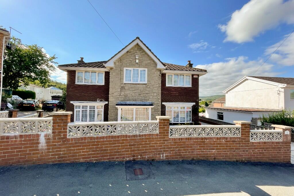 Additional image 23 of Lakeside Gardens, Merthyr Tydfil