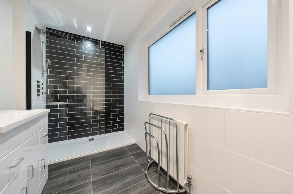 Additional image 8 of Southborough Road, Bromley, BR1