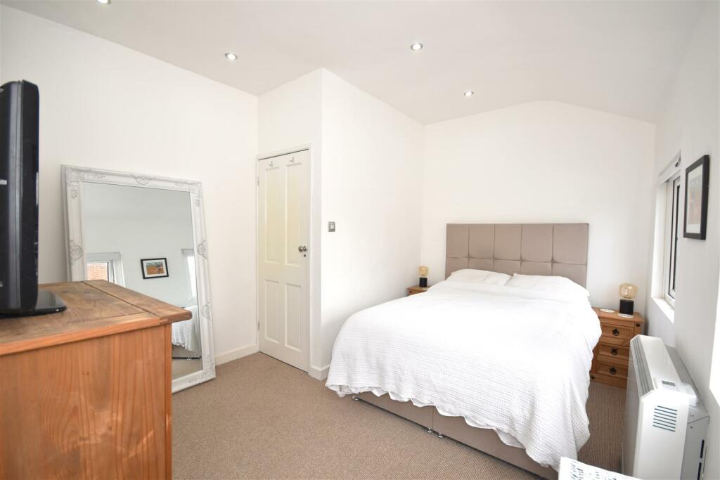 Additional image 8 of Town Lane, Little Neston