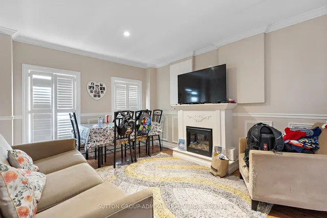 Additional image 21 of 42 Glen Long Ave