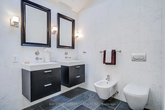 Additional image 25 of 17 Frankdale Ave