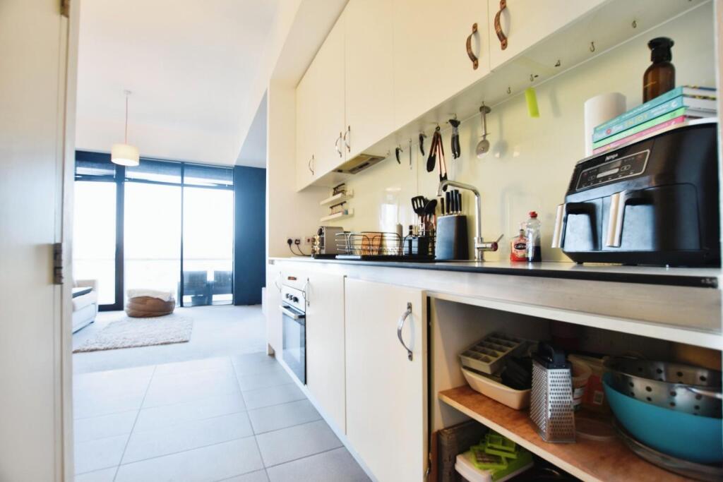 Additional image 7 of Lake Shore Drive, Bristol