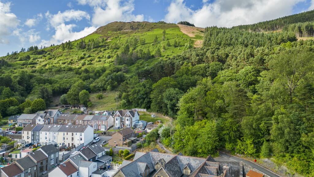 Additional image 14 of Upper Alma Place, Pentre