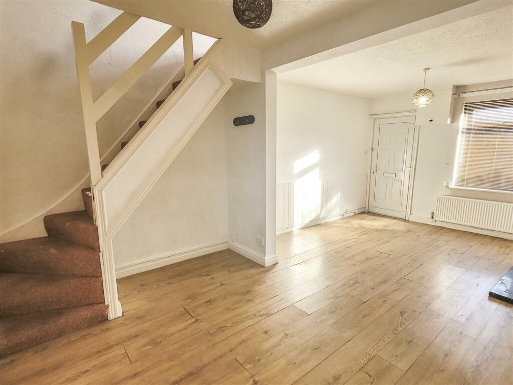 Additional image 5 of Gardners Row, Chester Road, Oakenholt
