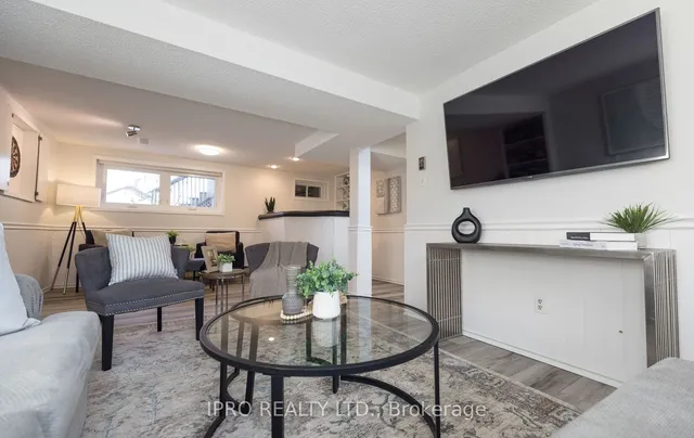 Additional image 28 of 821 Willow Ave